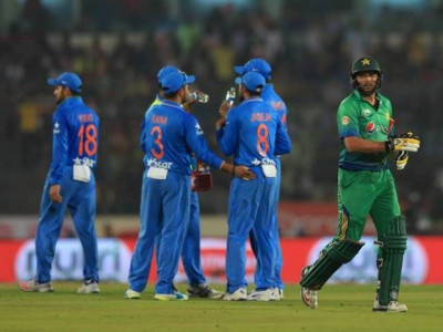 asia cup t20 india survive amir s spell to trounce pakistan asia cup t20 india survive amir s spell to trounce pakistan