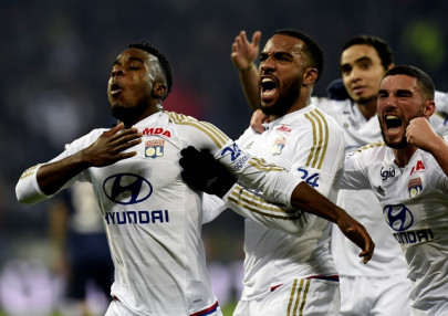 psg s record unbeaten run ended by lyon psg s record unbeaten run ended by lyon