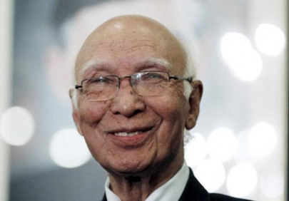 pakistan not to blame for afghan troubles aziz says on us visit