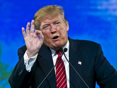 trump clinton eye super tuesday boost as voting begins