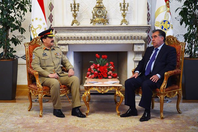 army chief general raheel sharif speaks with tajikistan president emomali rahmon on march 1 2016 photo ispr