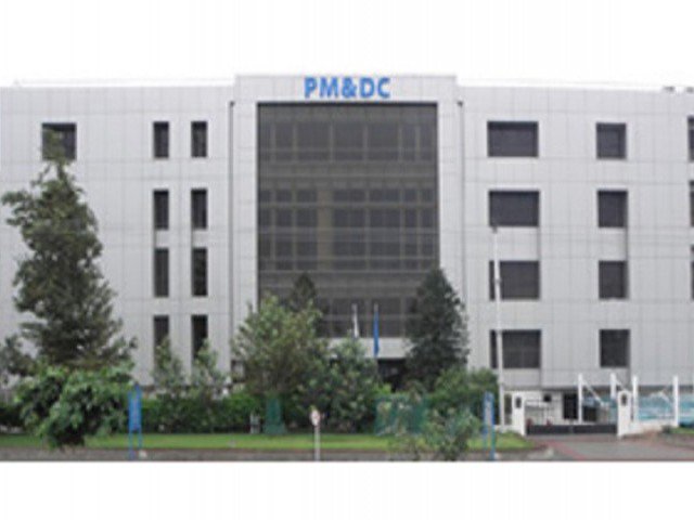 pmdc warns institutes violating regulations of closure photo pmdc org pk