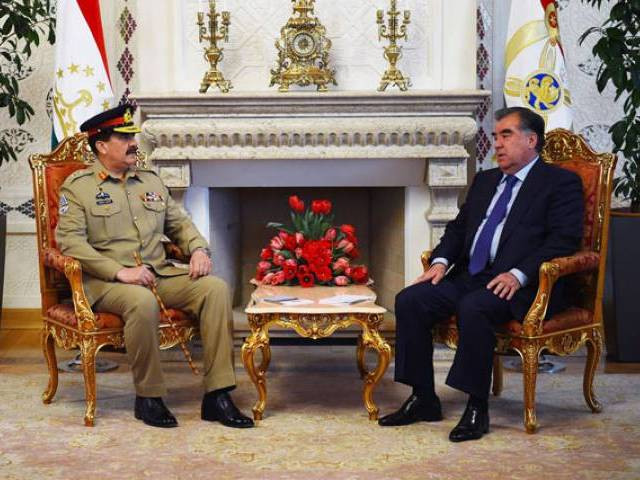 army chief general raheel sharif speaks with tajikistan president emomali rahmon on march 1 2016 photo ispr army chief general raheel sharif speaks with tajikistan president emomali rahmon on march 1 2016 photo ispr