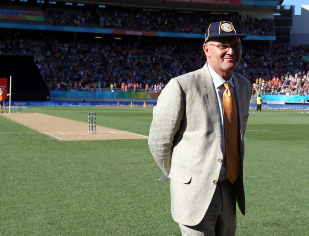 former new zealand cricket player martin crowe is inducted into icc cricket hall of fame at eden park in auckland on february 28 2015 photo afp