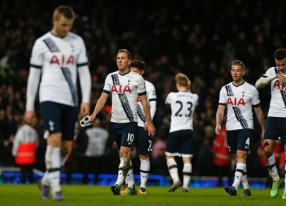 advantage leicester as spurs arsenal manchester city lose