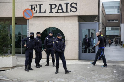 spanish police seize 20 000 military uniforms bound for militants spanish police seize 20 000 military uniforms bound for militants