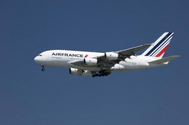 the co pilot disconnected the automatic pilot and carried out an avoidance manoeuvre while informing the pilot of the presence of the drone photo reuters the co pilot disconnected the automatic pilot and carried out an avoidance manoeuvre while informing the pilot of the presence of the drone photo reuters