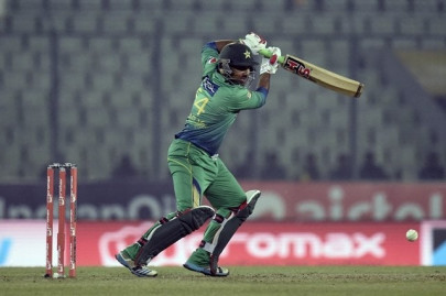 six wicket victory pakistan slay batting demons to beat sri lanka