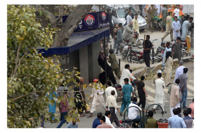 public property vandalised cops and lawyers beaten up public property vandalised cops and lawyers beaten up