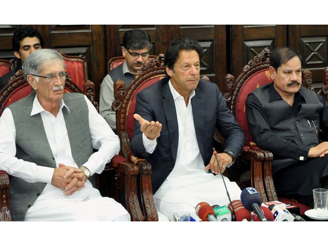 chairman pakistan tehrik e insaf pti imran khan addressing a press conference in peshawar on march 5 2016 photo inp