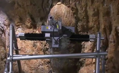 hong kong police dismantle wwii bombs hong kong police dismantle wwii bombs