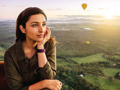 parineeti amazed with bollywood s popularity parineeti amazed with bollywood s popularity