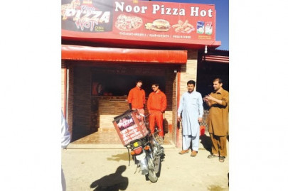 landikotal pizzeria offers slice of the west