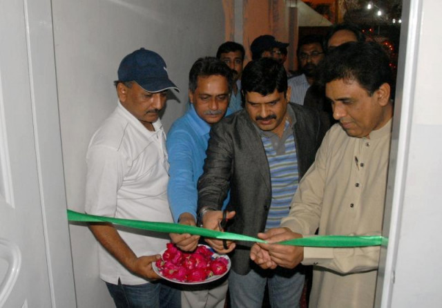 former mqm leader returned with mustafa kamal after three years photo facebook