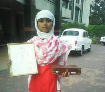 muslim teen gets bravery award for saving hindu schoolmate from kidnappers in india muslim teen gets bravery award for saving hindu schoolmate from kidnappers in india