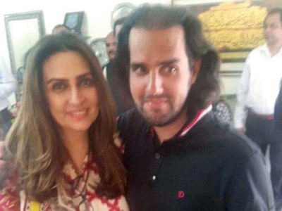 shahbaz taseer reunites with family
