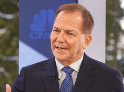 paul tudor jones says us heading toward fiscal collapse without drastic spending cuts paul tudor jones says us heading toward fiscal collapse without drastic spending cuts