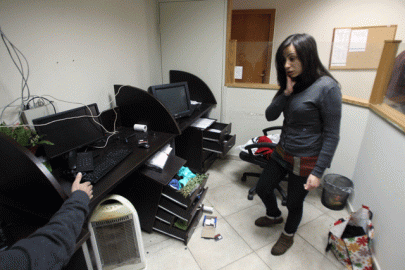 israel raids palestinian tv station