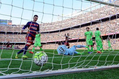 messi materclass sees barca hit getafe for six