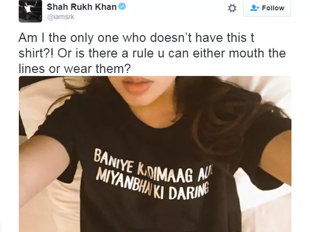 mahira posted a photo in t shirt with srk 039 s famous line from 039 raees 039 photo file mahira posted a photo in t shirt with srk 039 s famous line from 039 raees 039 photo file