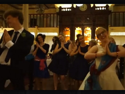 british couple dance to london thumakda at their wedding and nail it british couple dance to london thumakda at their wedding and nail it