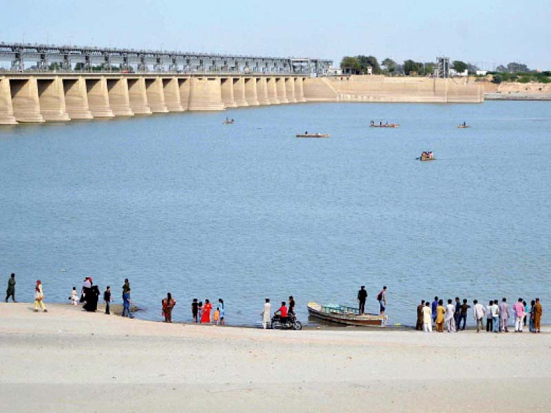 members of the sindh peoples caravan travelled from karachi across the province and finally ended their journey near jamshoro the aim of their caravan was to save land livelihoods and protect waters from sea erosion photo app