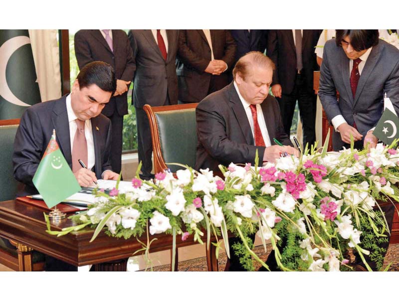 pm nawaz sharif and turkmen president gurbanguly berdimuhamedov sign agreements photo app