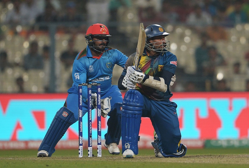 tillakaratne dilshan plays a shot during the world t20 match at the eden gardens in kolkata on march 17 2016 photo afp