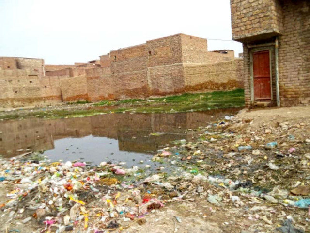 heaps of garbage accumulated in shaheedabad photo express