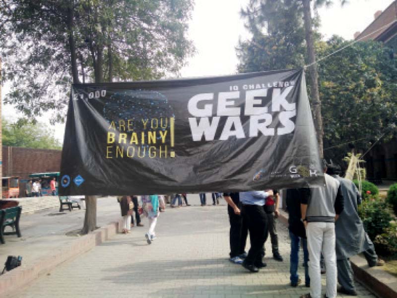 geek week students face off in it competitions at fast nu