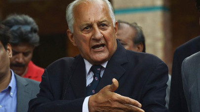 we didn t force afridi to announce his retirement after world t20 shaharyar we didn t force afridi to announce his retirement after world t20 shaharyar
