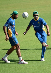 wahab hit on shoulder during practice wahab hit on shoulder during practice