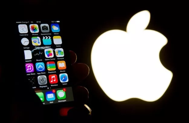 the us justice department files a request to postpone a crucial hearing with apple on accessing the iphone of one of the san bernardino attackers citing new leads in the case photo afp the us justice department files a request to postpone a crucial hearing with apple on accessing the iphone of one of the san bernardino attackers citing new leads in the case photo afp