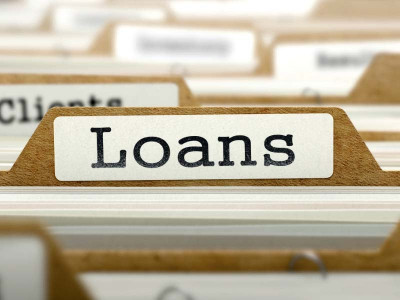 advances outstanding loans to private sector up 10 2