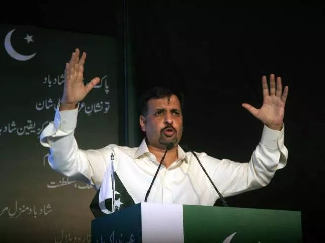 mustafa kamal addresses a press conference in karachi on march 23 2016 photo athar khan express mustafa kamal addresses a press conference in karachi on march 23 2016 photo athar khan express