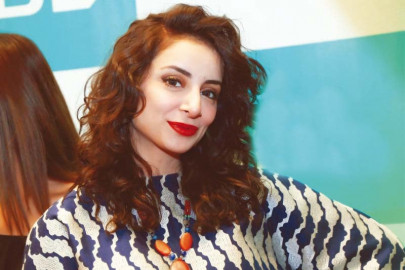 sarwat gilani to work with one of bollywood s khans sarwat gilani to work with one of bollywood s khans