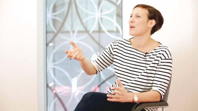 there is a shortage of female theatre artists in pakistan british director tessa walker