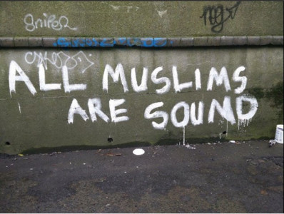 anti muslim graffiti in dublin quickly corrected in the most perfect way anti muslim graffiti in dublin quickly corrected in the most perfect way