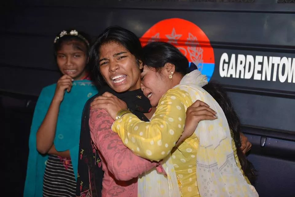 women mourn the death of relatives after a bomb blast in lahore on march 27 2016 photo afp women mourn the death of relatives after a bomb blast in lahore on march 27 2016 photo afp
