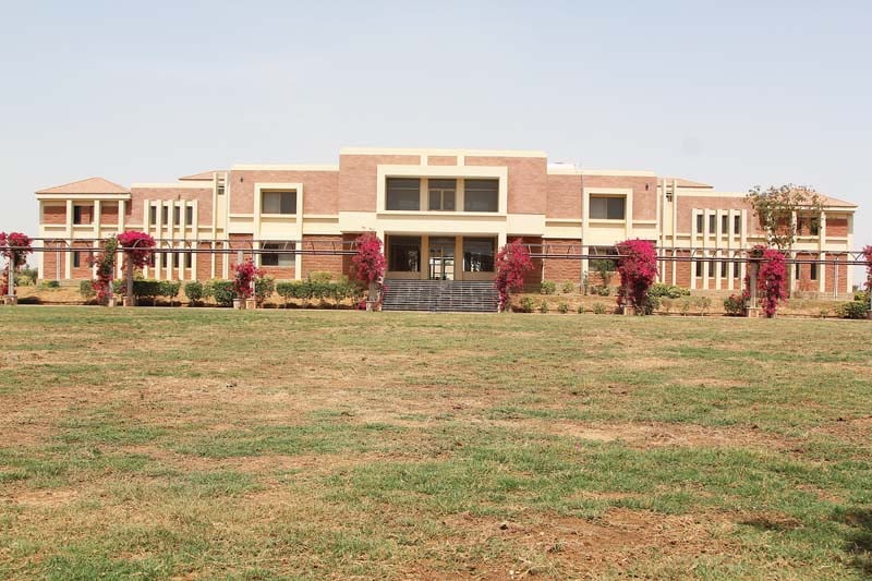 hub school is situated near hamdard university at hub river road at a distance of 30km from karachi photo aysha saleem express