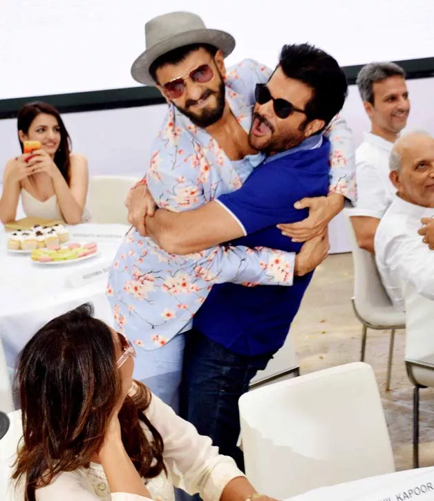 will ranveer be able to beat ak 039 s 039 epic fashion fail 039 photo indiatvnews will ranveer be able to beat ak 039 s 039 epic fashion fail 039 photo indiatvnews