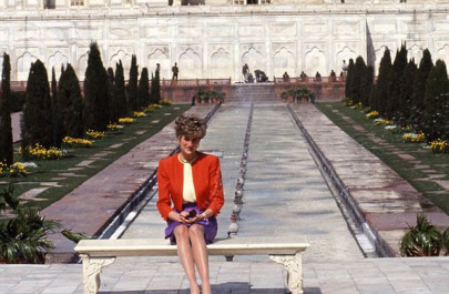 uk s william and kate set to visit taj mahal evoking diana s famous photo uk s william and kate set to visit taj mahal evoking diana s famous photo