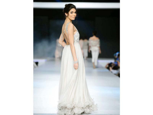 toss up amna baber