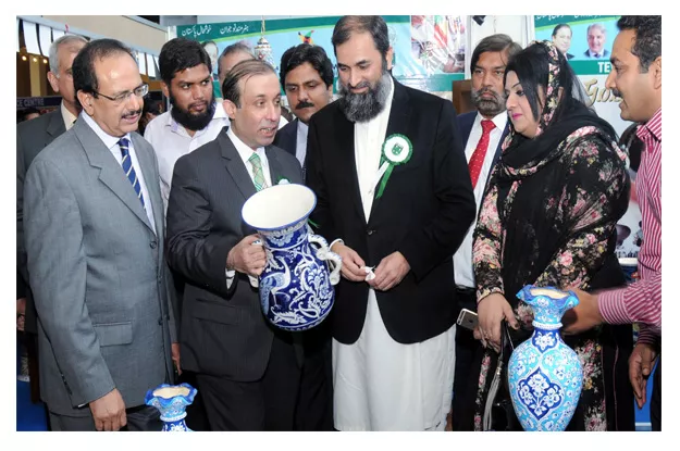 tevta chairperson irfan qaiser sheikh is briefing the state minister for education baligh ur rehman about the projects prepared by tevta students photo inp tevta chairperson irfan qaiser sheikh is briefing the state minister for education baligh ur rehman about the projects prepared by tevta students photo inp