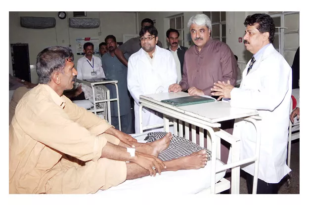 adviser to chief minister on health khwaja salman rafique visiting the government mian munshi hospital photo nni adviser to chief minister on health khwaja salman rafique visiting the government mian munshi hospital photo nni