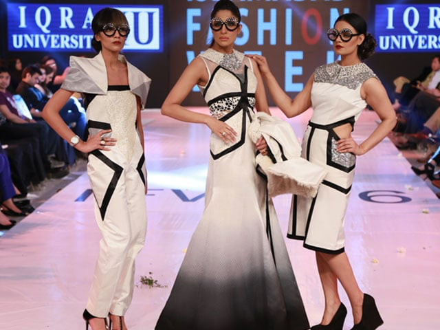 pakistan 039 s newest talent stole the show with their bold designs photo fakir iftikhar pakistan 039 s newest talent stole the show with their bold designs photo fakir iftikhar