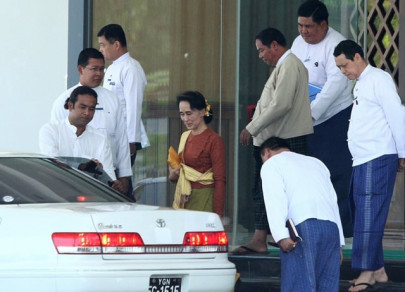 myanmar army mps slam bill to create suu kyi advisor role