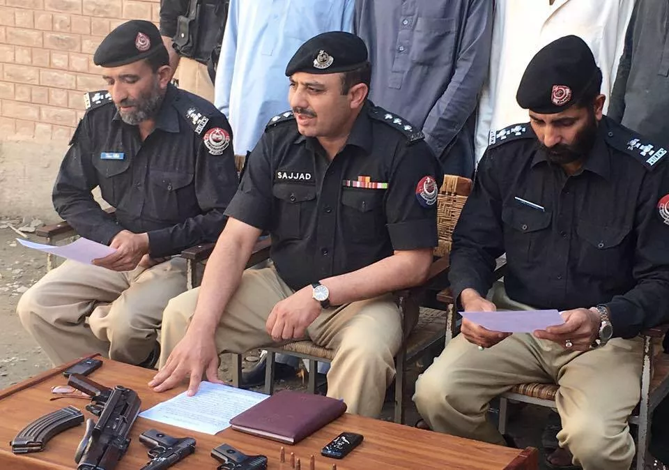 dsp sahibzada addressing a news conference photo online dsp sahibzada addressing a news conference photo online