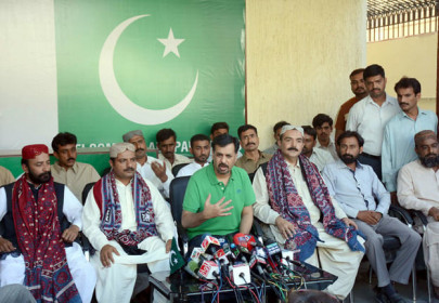 former mqm senator joins kamal s patriotic crusade