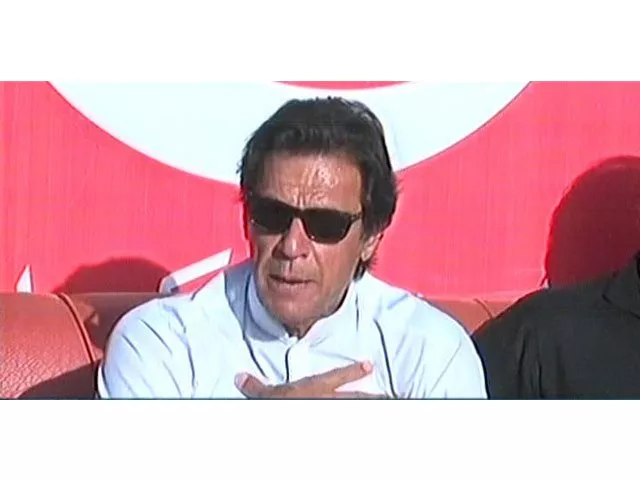 an express news screengrab of pakistan tehreek e insaf pti chief imran khan addressing a press conference in islamabad on april 04 2016 an express news screengrab of pakistan tehreek e insaf pti chief imran khan addressing a press conference in islamabad on april 04 2016